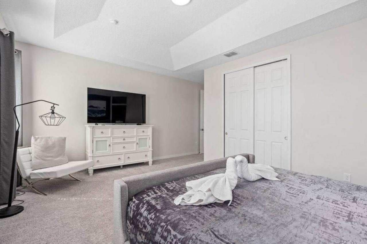 Modern Solara Villa With Pool, 7Bd Kissimmee Exteriör bild